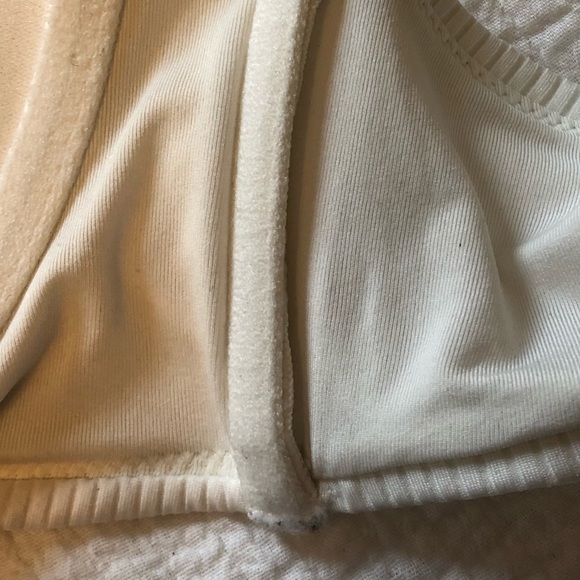H&M White Padded Bikini Top with Gold Buckle - Picture 13 of 16